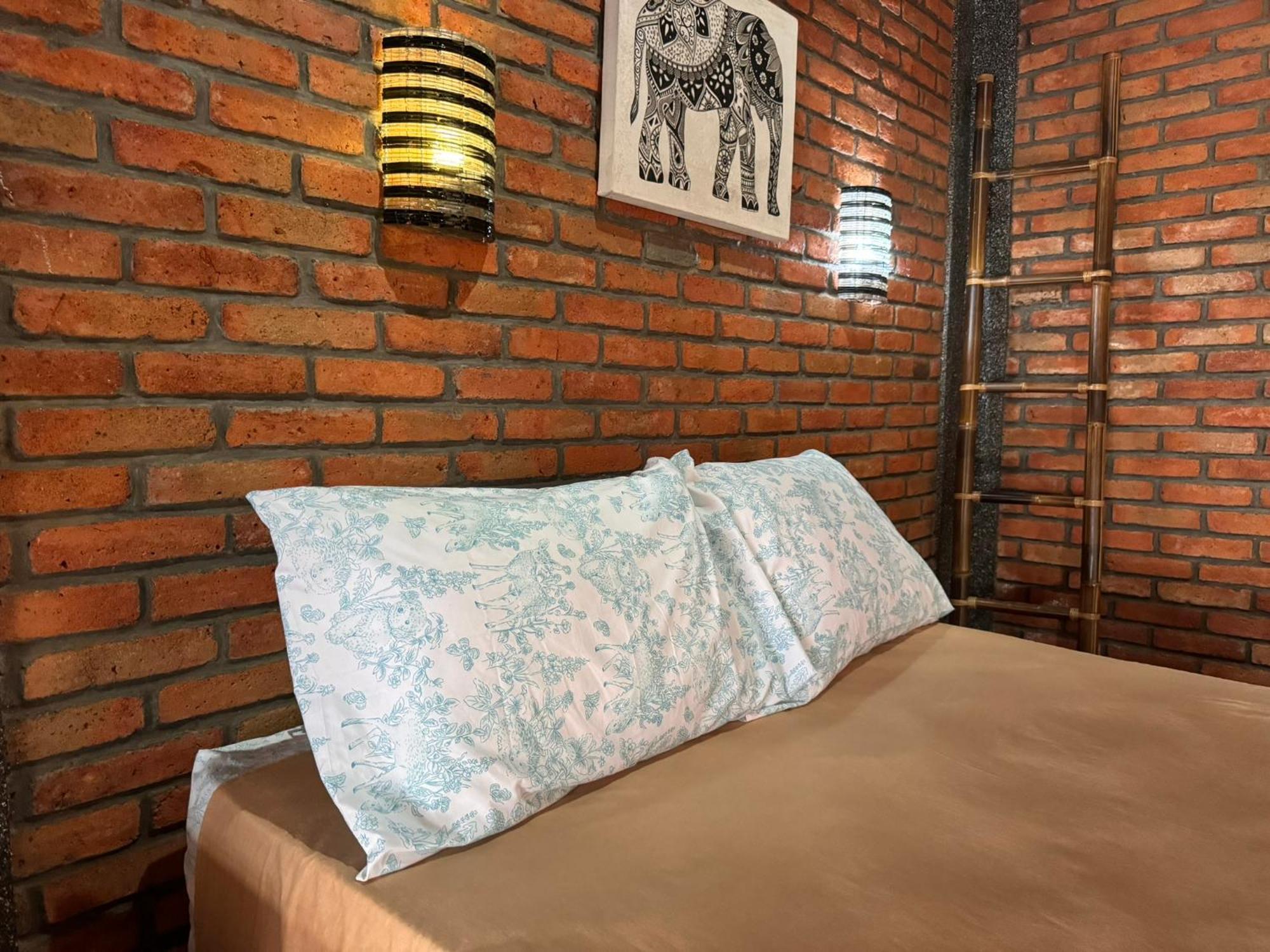 Giri Hill Homestay Нуса Дуа Екстериор снимка