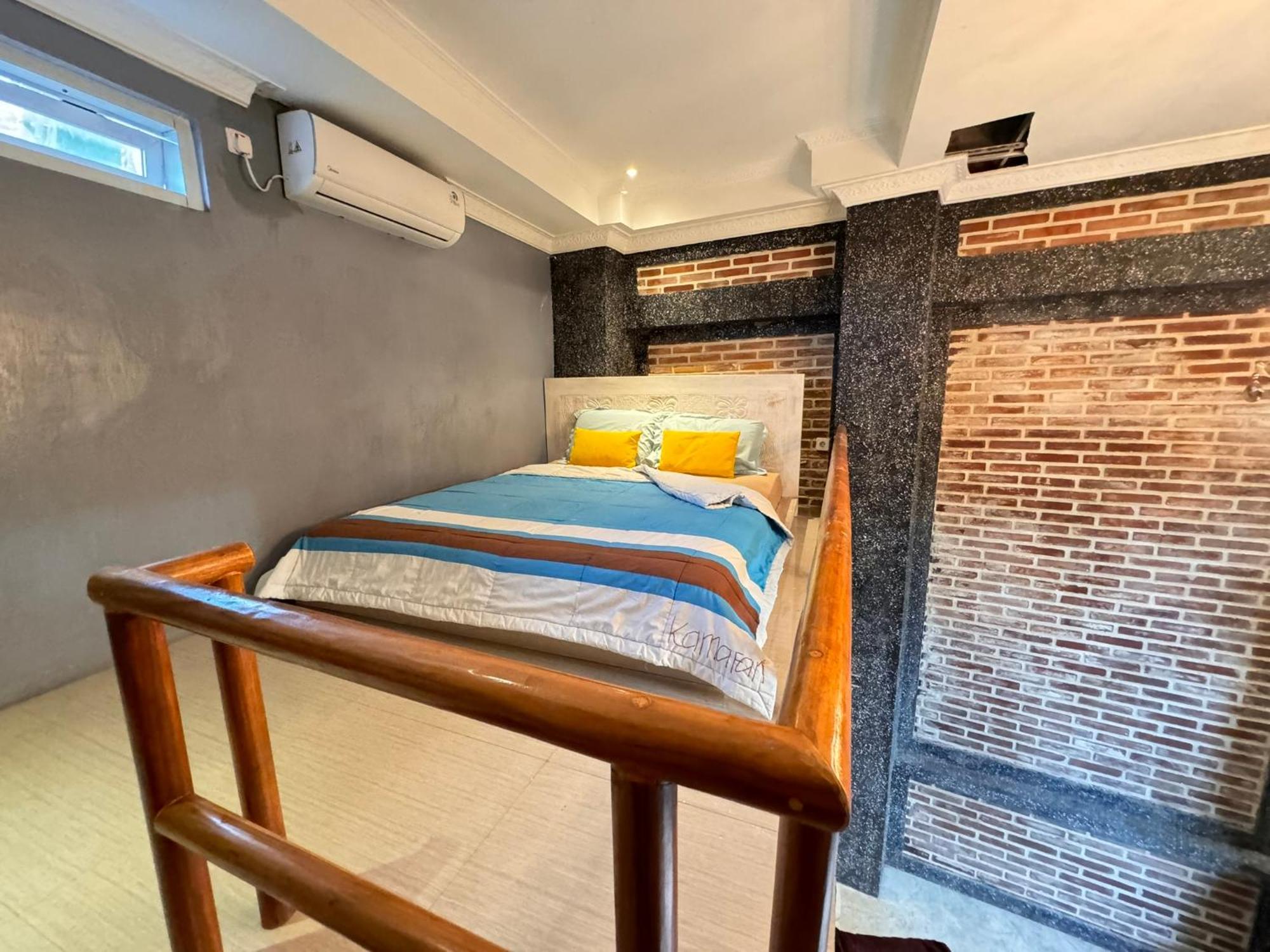 Giri Hill Homestay Нуса Дуа Екстериор снимка